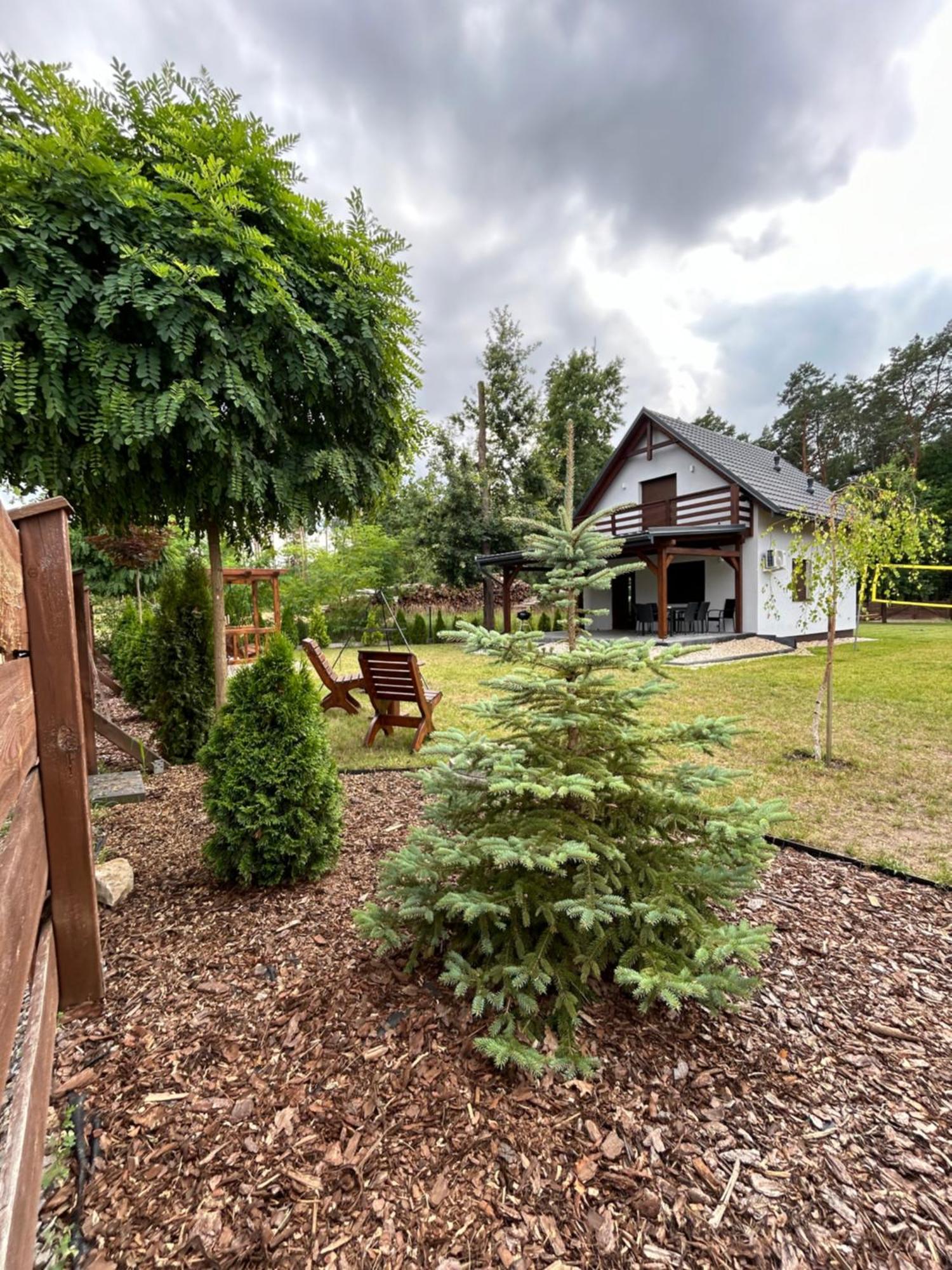 Willa Pod Debami Domek Nad Zalewem Chancza Z Balia Na Wylacznosc Rakow  Esterno foto